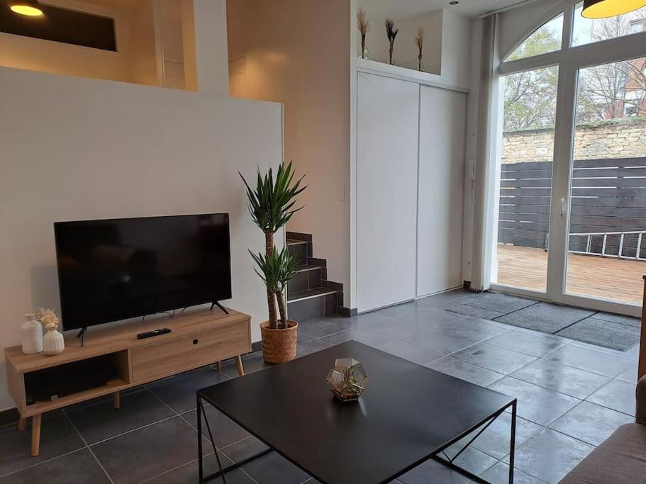 Bel Appartement Grande Terrasse Avec Parking A Dijon Zewnętrze zdjęcie